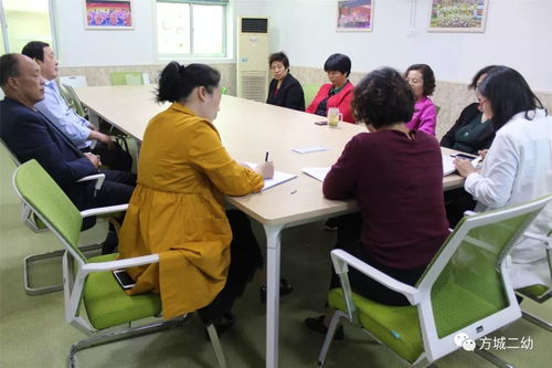 积极开展食堂工作人员食品安全培训会