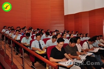 广州亚运会和亚残运会交通服务小客车驾驶员岗前培训正式启动